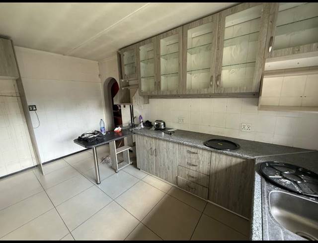 3 BEDROOM HOUSE FOR SALE IN VANDERBIJLPARK SW 1